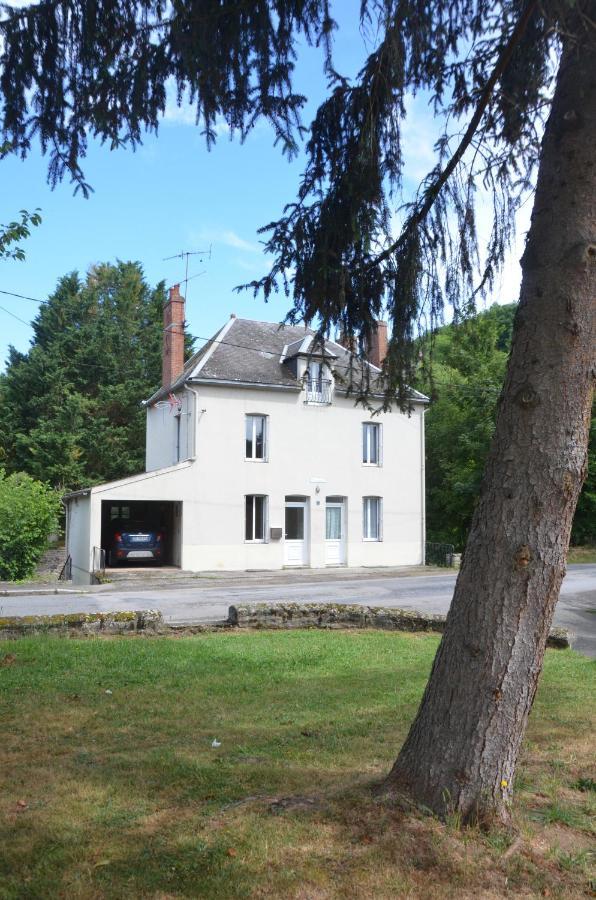 Studio "Au Bord De L'Eau" 2 Chambon-sur-Voueize Exteriér fotografie
