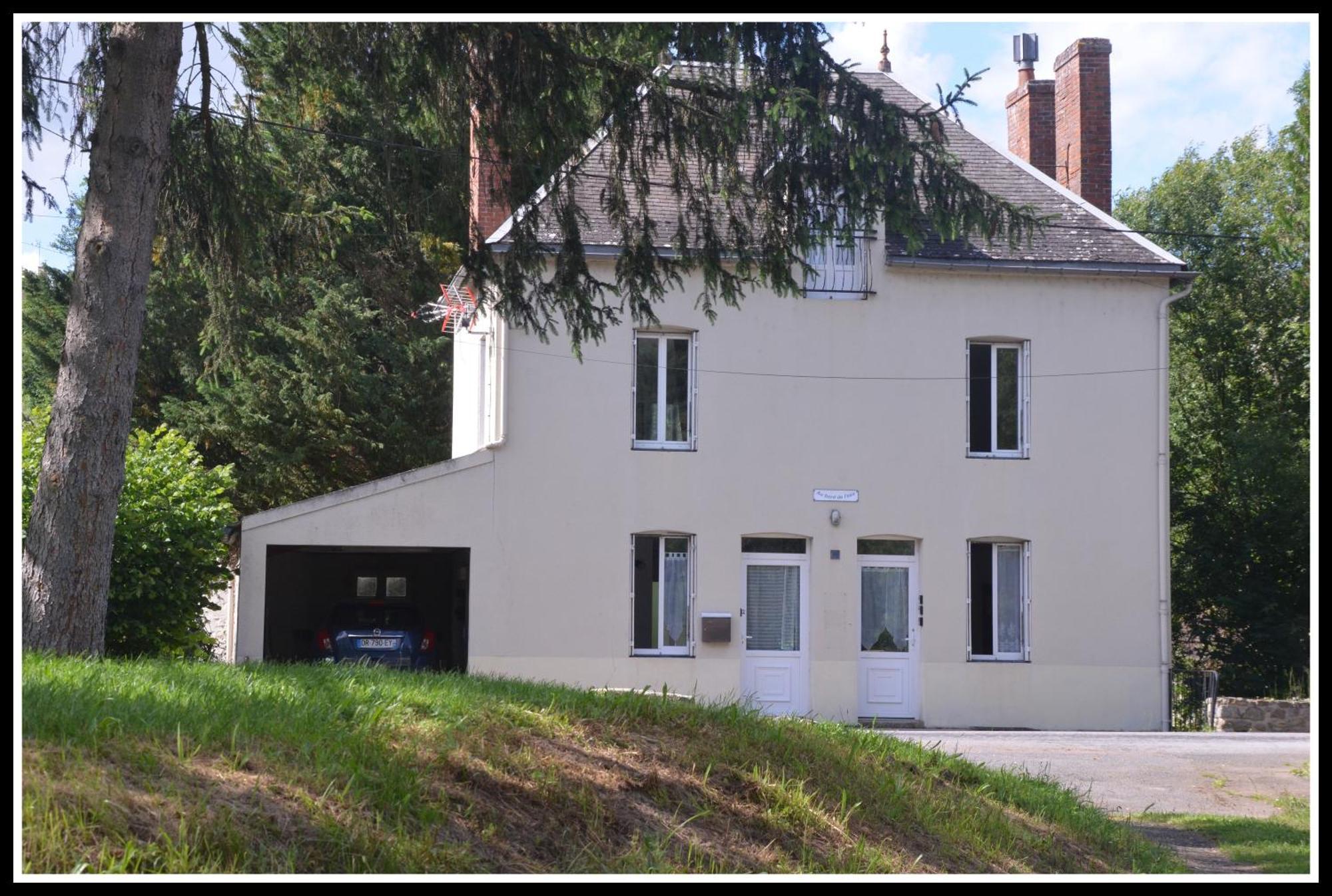 Studio "Au Bord De L'Eau" 2 Chambon-sur-Voueize Exteriér fotografie